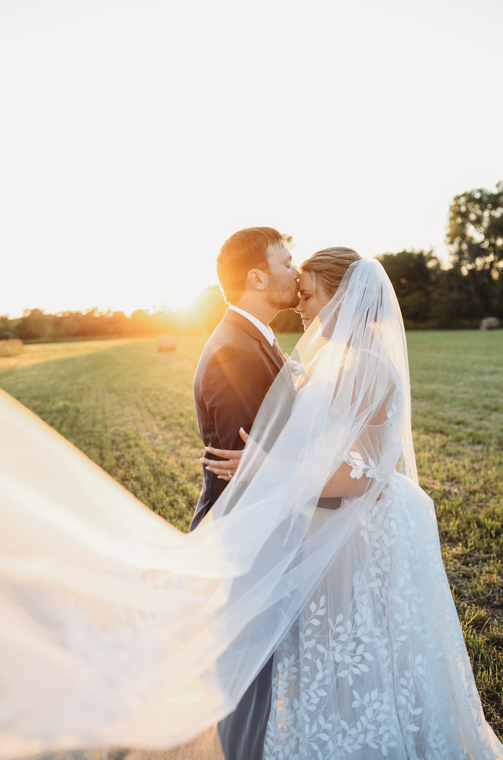 #AdoreRealBride | Erin &amp; Brandon | #breddytoparty Image